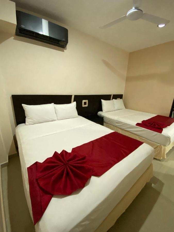 Suites La Roca By R&T Cancún Buitenkant foto