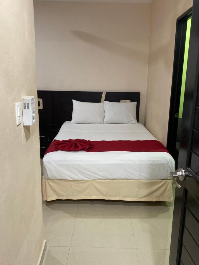 Suites La Roca By R&T Cancún Buitenkant foto