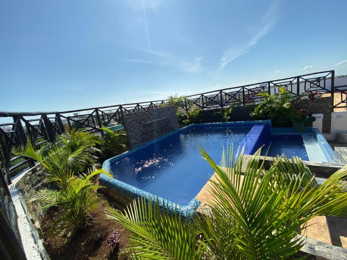 Suites La Roca By R&T Cancún Buitenkant foto