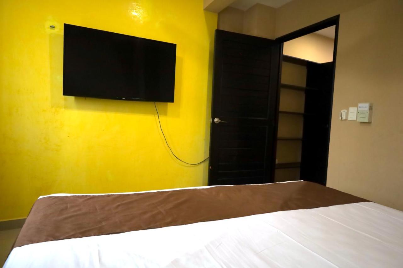 Suites La Roca By R&T Cancún Buitenkant foto